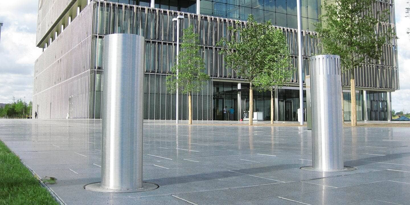 architecture-hero-home bollards